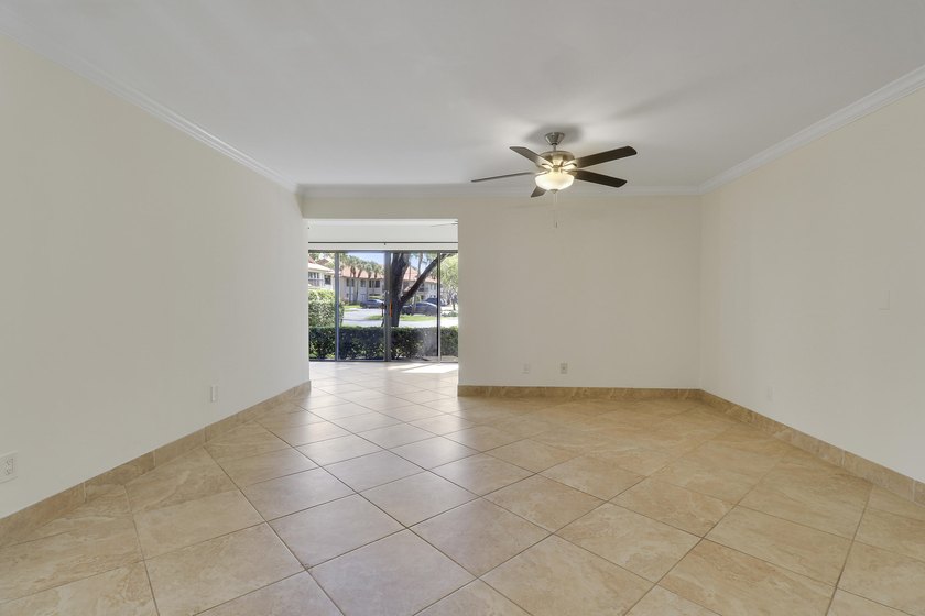 Welcome home to the tranquil community of Dunbar Woods, nestled - photo 6