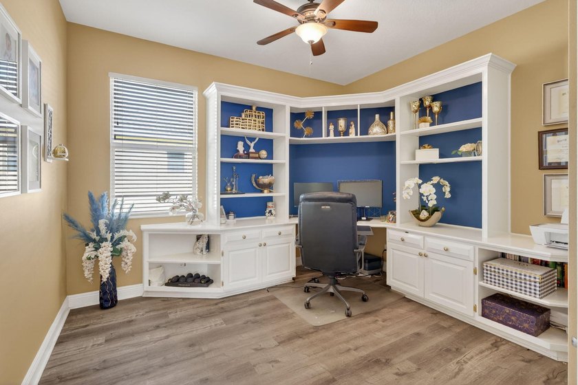 Welcome to resort style living at its finest. This beautiful 3BR - photo 17