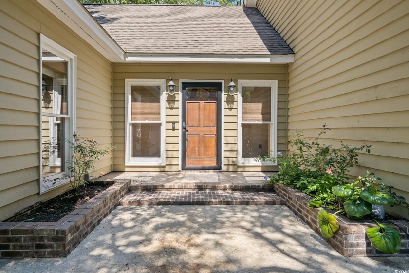 PRICE REDUCED !!! *Luxury Living on the Links* with an elegant - photo 7