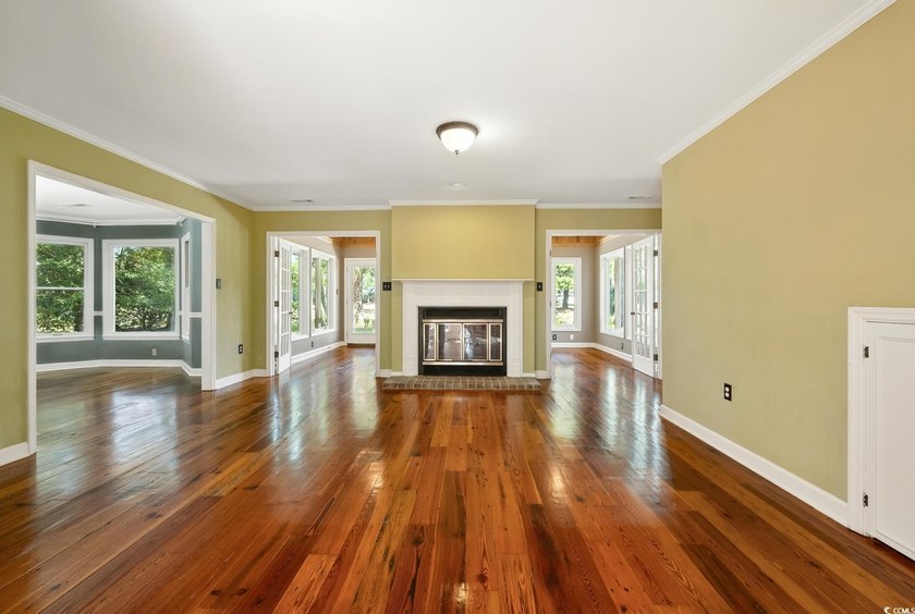 PRICE REDUCED !!! *Luxury Living on the Links* with an elegant - photo 8