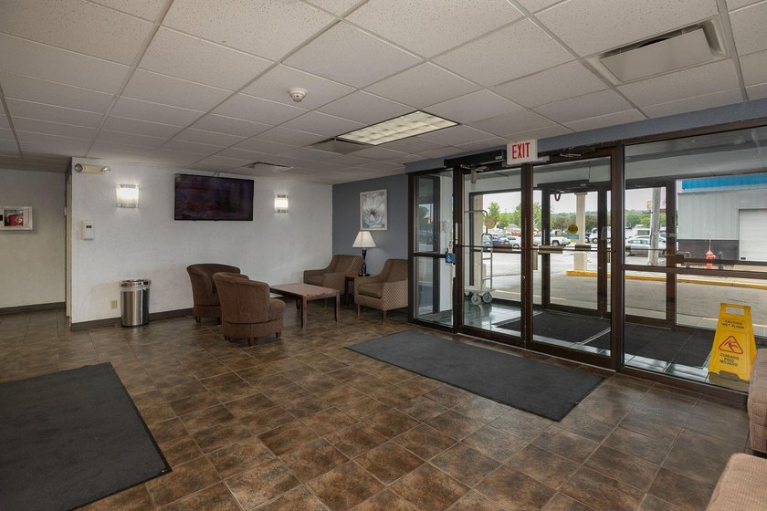 Outstanding opportunity for a centrally located Rochester, MN - photo 19