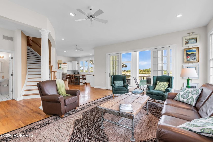 Experience exceptional Jersey Shore luxury in this custom - photo 2
