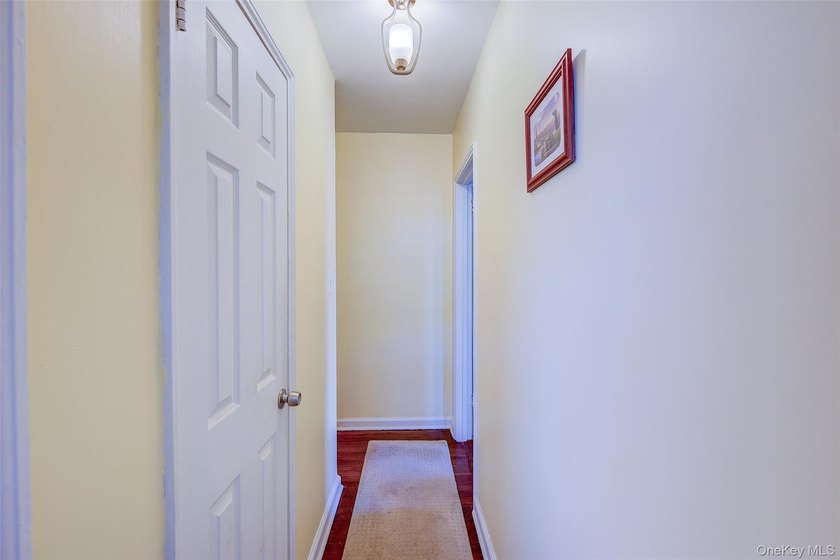 Welcome to Rocky Hill Terrace! This bright and spacious - photo 18