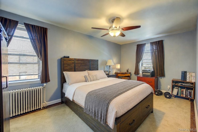 Welcome to Rocky Hill Terrace! This bright and spacious - photo 19