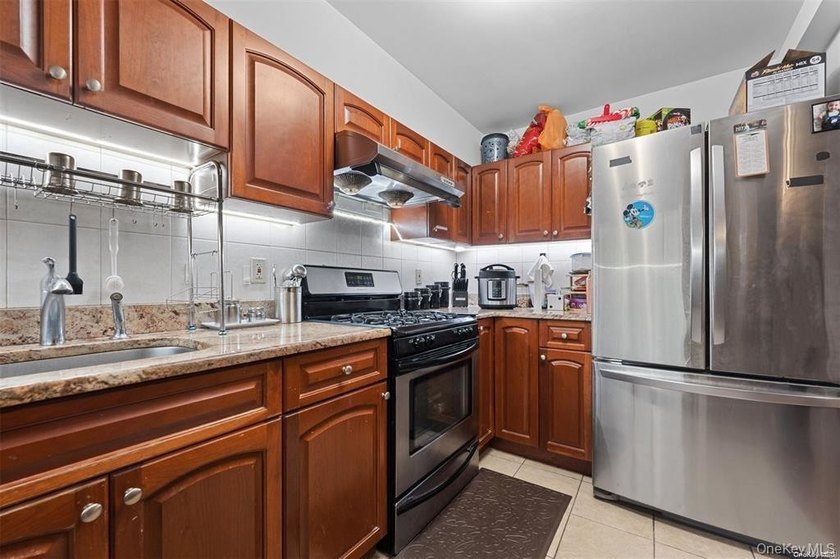 Welcome to your dream home in the heart of Forest Hills! This - photo 3