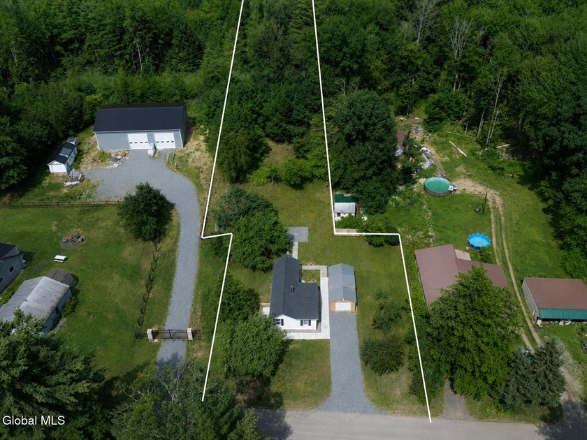 Completely Renovated 2-Bedroom Home on 1.2 Acres Move right into - photo 6