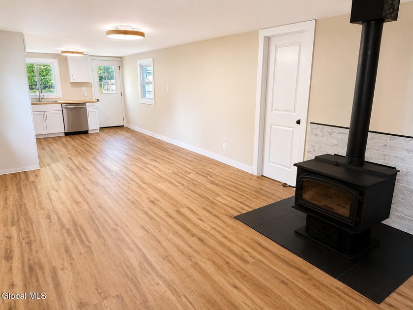 Completely Renovated 2-Bedroom Home on 1.2 Acres Move right into - photo 8
