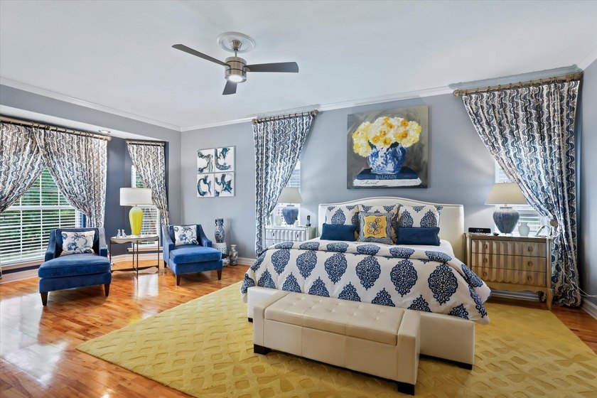 Beautiful pool home located in the desirable gated community of - photo 12