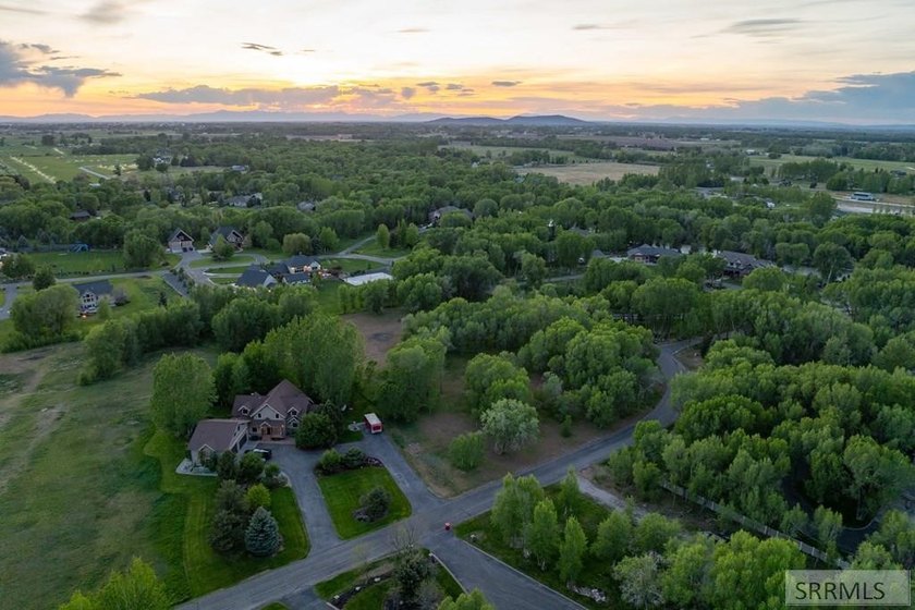 Exclusive Luxury Homesite Opportunity - Design-Controlled Build - photo 21