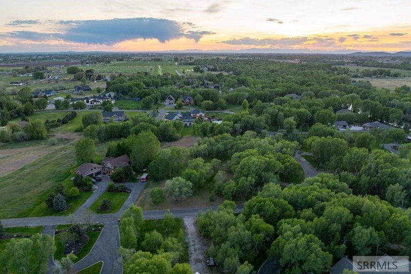 Exclusive Luxury Homesite Opportunity - Design-Controlled Build - photo 22