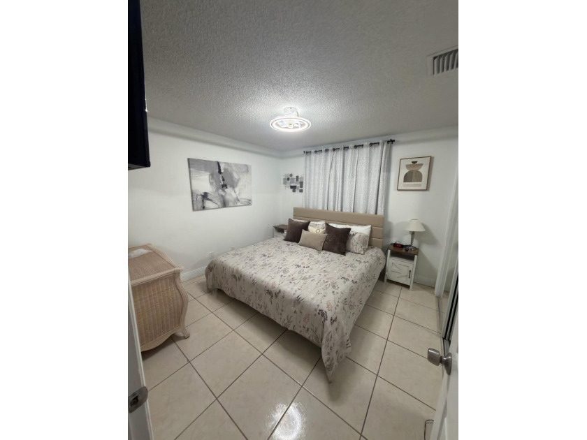 Location, Location....Seller is giving 3% towards buyers closing - photo 8