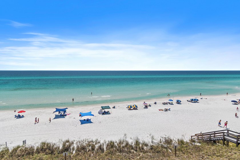 Prominently positioned to showcase the stunning views of - photo 21
