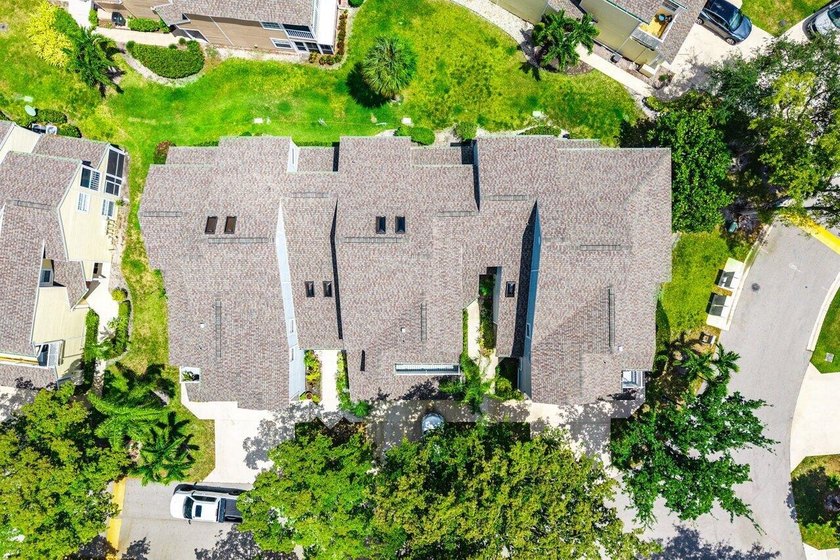 Stunning renovated 2BR/2BA condo in the heart of Boca Raton - photo 31