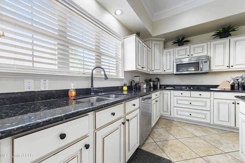 Located in the desirable Bent Oaks subdivision, this 3,826 sq ft - photo 12
