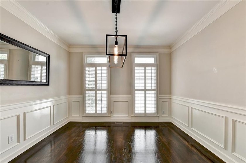 GORGEOUS move-in-ready home, ORIGINAL JOHN WEILAND FLOORPLAN - photo 14