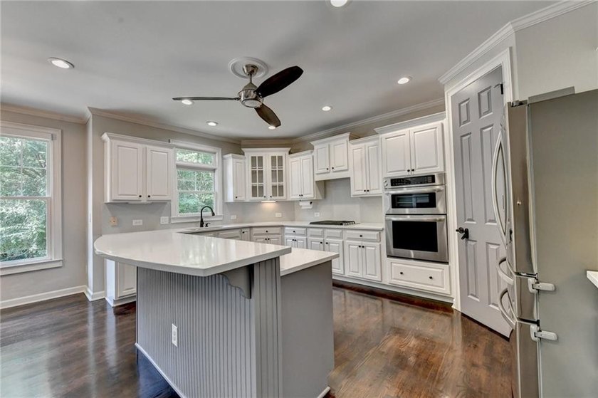 GORGEOUS move-in-ready home, ORIGINAL JOHN WEILAND FLOORPLAN - photo 19
