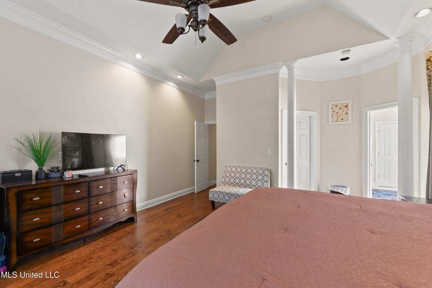 Located in the desirable Bent Oaks subdivision, this 3,826 sq ft - photo 19