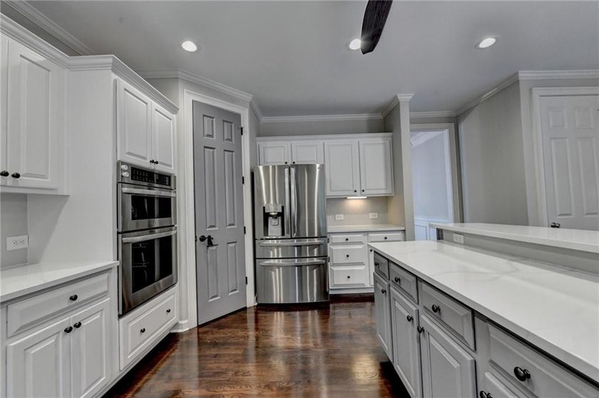 GORGEOUS move-in-ready home, ORIGINAL JOHN WEILAND FLOORPLAN - photo 25