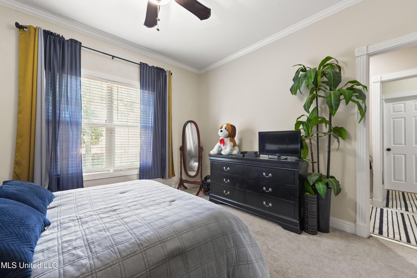 Located in the desirable Bent Oaks subdivision, this 3,826 sq ft - photo 30