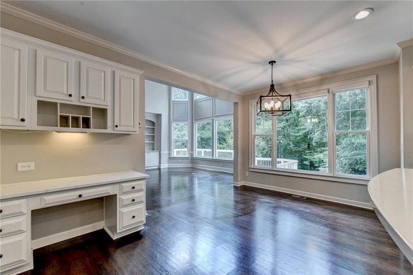 GORGEOUS move-in-ready home, ORIGINAL JOHN WEILAND FLOORPLAN - photo 37