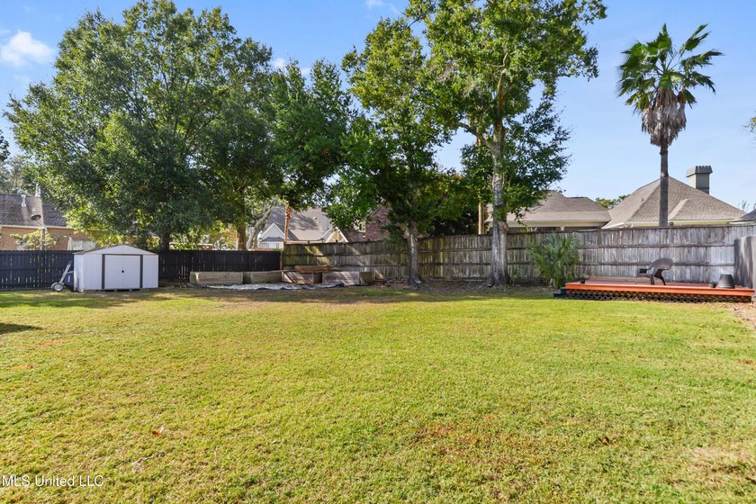 Located in the desirable Bent Oaks subdivision, this 3,826 sq ft - photo 38