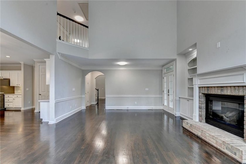 GORGEOUS move-in-ready home, ORIGINAL JOHN WEILAND FLOORPLAN - photo 40