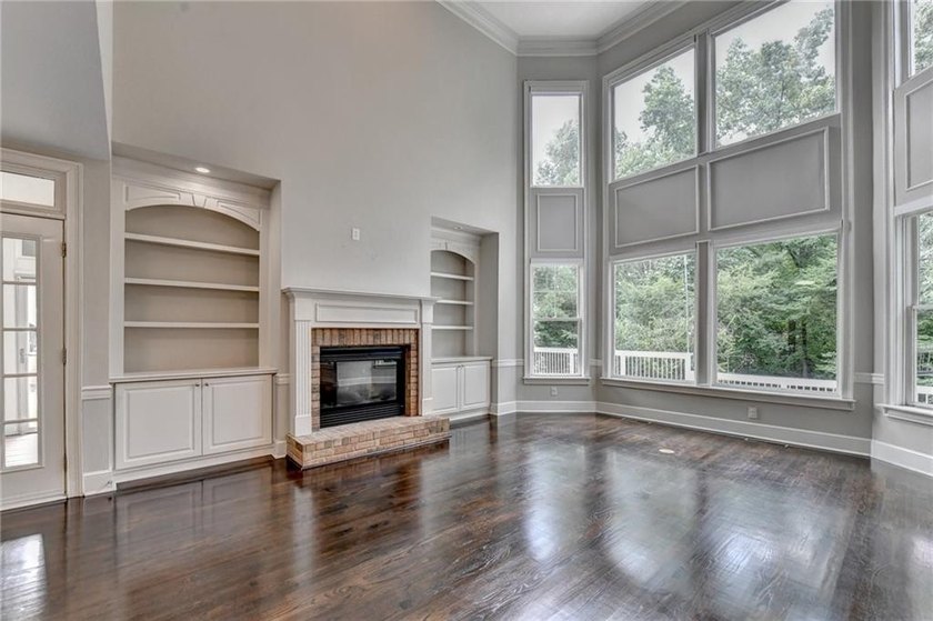 GORGEOUS move-in-ready home, ORIGINAL JOHN WEILAND FLOORPLAN - photo 43