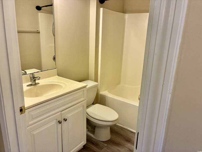 Welcome to Your Myrtle Beach Getaway! This 2 Bed / 2 Bath condo - photo 10