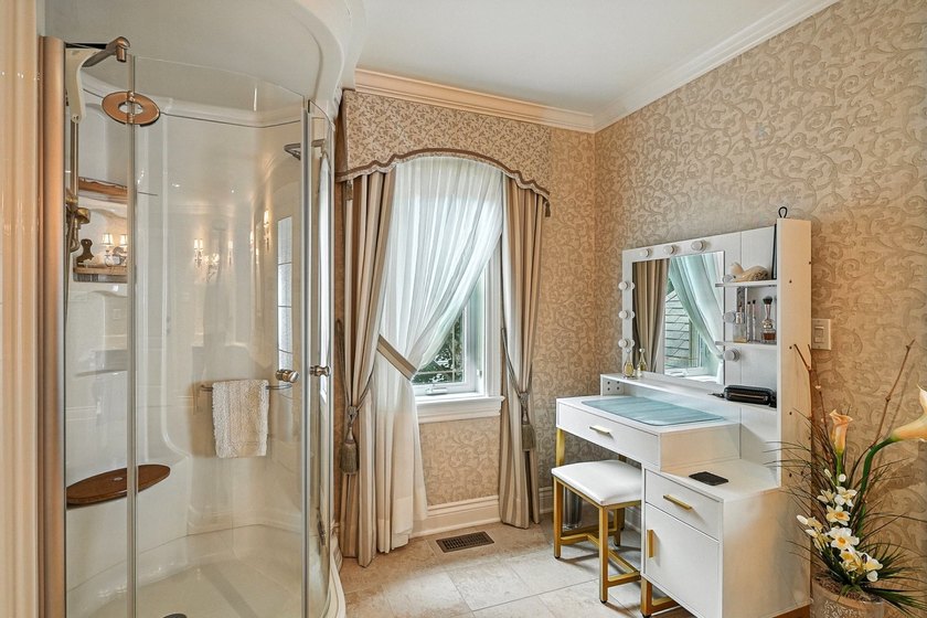 Prestigieuse propriete concue par Mario Adornetto, situee sur - photo 34