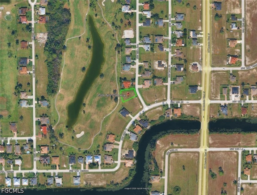Build Your Masterpiece on the Fairway - No HOA Restrictions! - photo 3