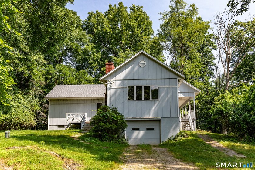 The Cub House Located in the coveted Twin Lakes area of - photo 18