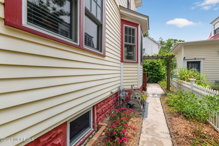 Completely rebuilt (2016) 3 bedroom, 2 bath home in Ocean Grove - photo 9