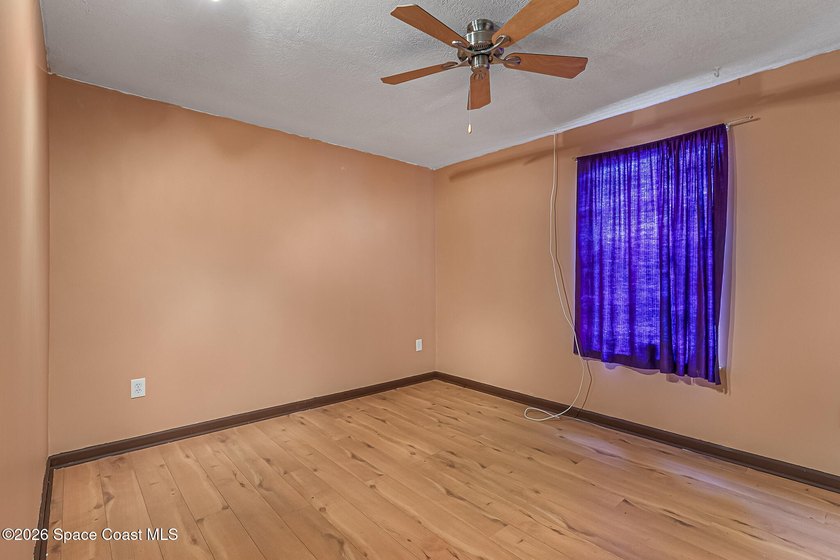 BACK ON MARKET! NEW A/C, WATER HEATER! NEW ELECTRICAL PANEL! - photo 29