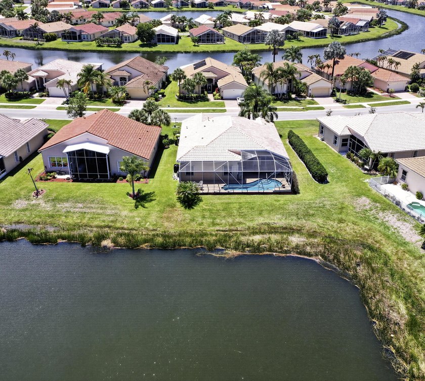 Welcome to this beautifully maintained home in the sought-after - photo 9