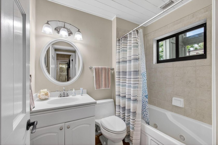 Rare beachside opportunity in Jupiter Ocean &amp; Racquet Club: - photo 16