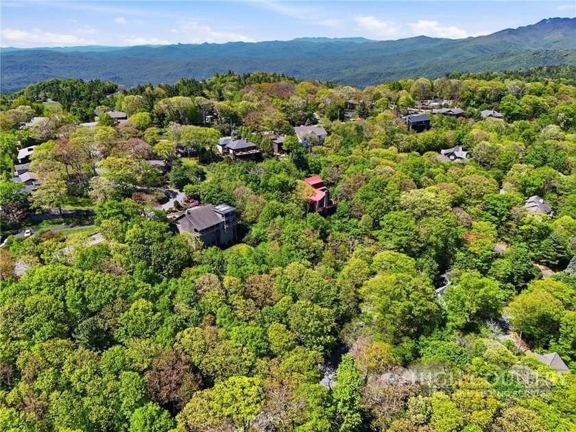 Great opportunity to build your dream home in the sought-after - photo 20