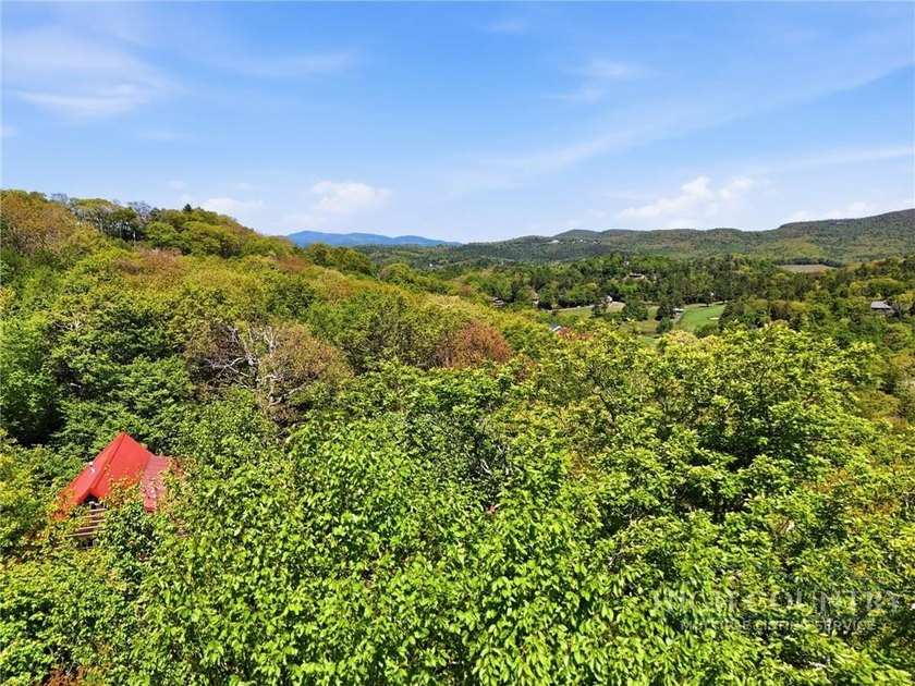 Great opportunity to build your dream home in the sought-after - photo 28