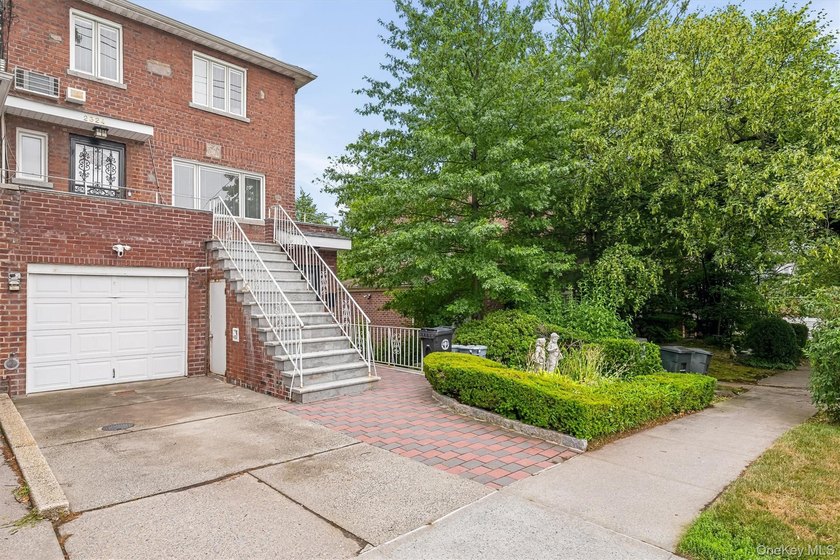 Welcome to 2324 Westervelt Avenue, located in the heart of the - photo 2