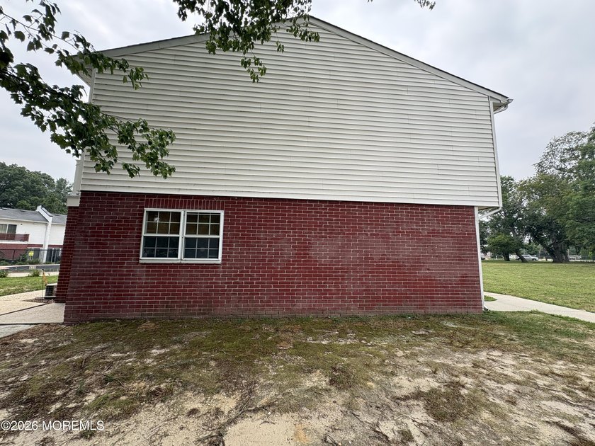 Welcome to 593 Garfield Ave in Toms River! This charming - photo 2