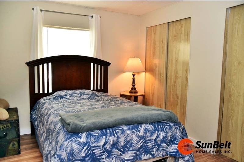 Beautifully Remodeled, Light-Filled Home in Premier 55+ Ocala - photo 23