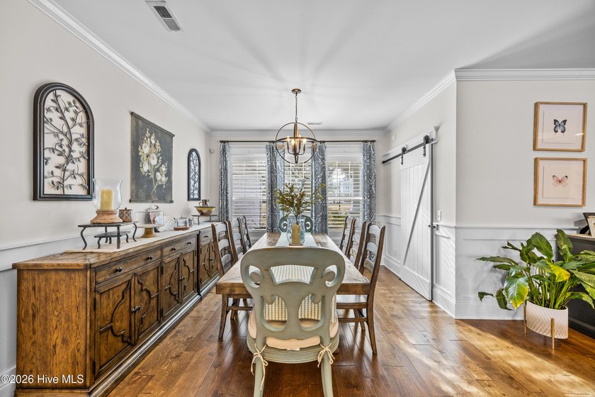 This is the custom home you have been searching for in the - photo 25