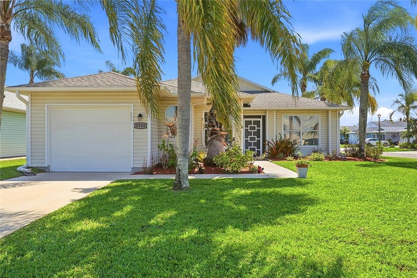 Priced to Sell! Corner Lot! Move in Now! Open and Spacious - photo 3