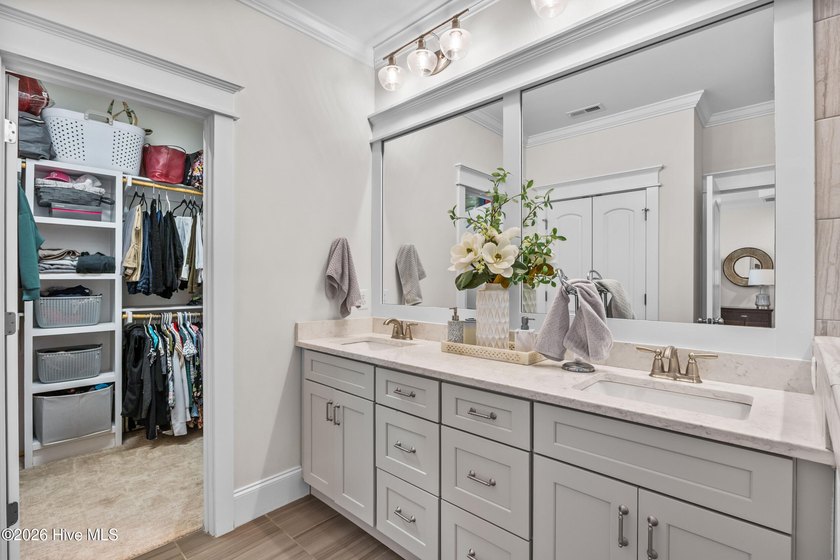 This is the custom home you have been searching for in the - photo 42