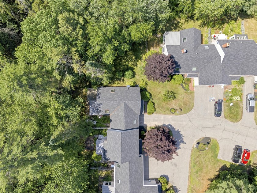 Tucked within a beautifully maintained neighborhood surrounded - photo 41