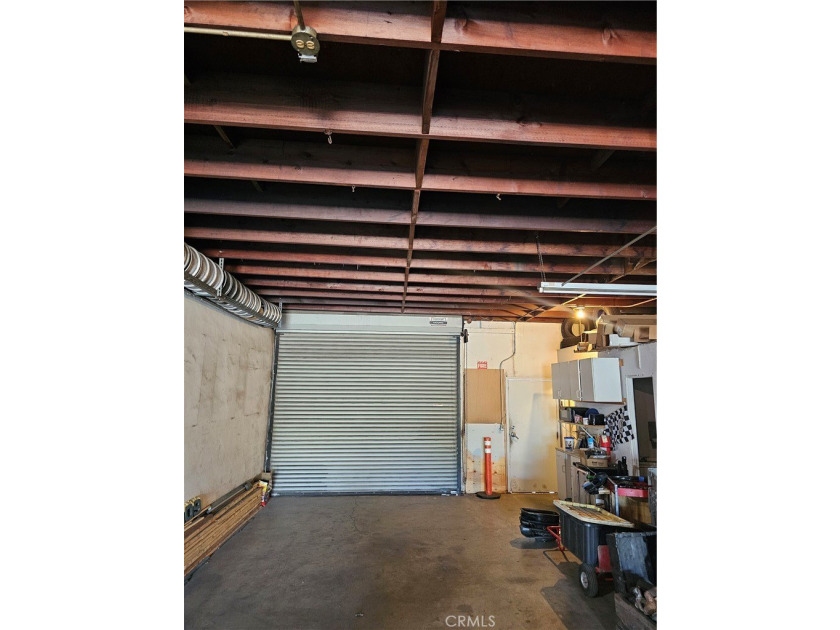 Prime Long Beach owner-user opportunity in a highly desirable - photo 6