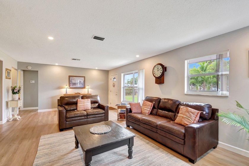 Welcome to Tropical Country Estates! This is a no HOA single - photo 8