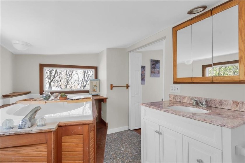 Rare opportunity to own in Bonnet Shores for under $1 million - photo 14