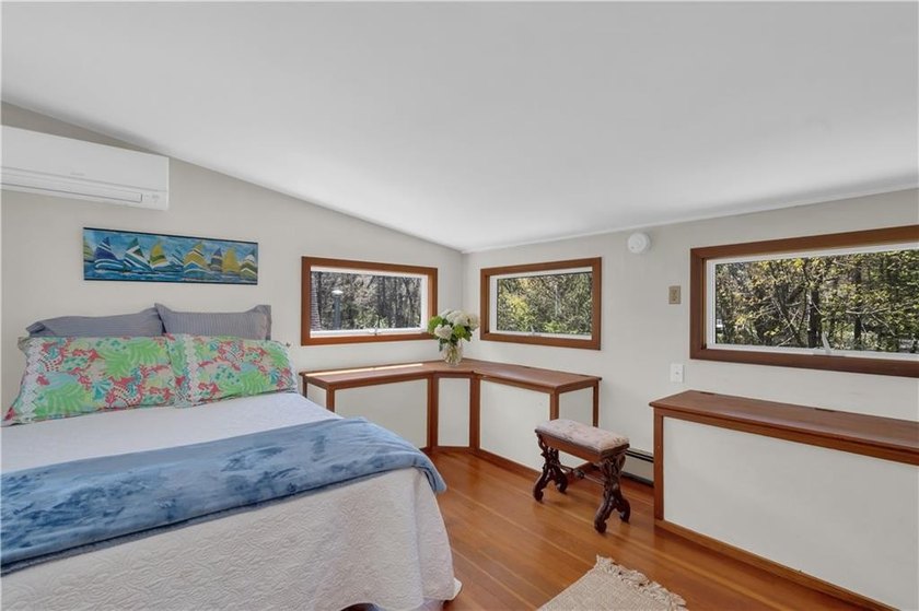 Rare opportunity to own in Bonnet Shores for under $1 million - photo 15
