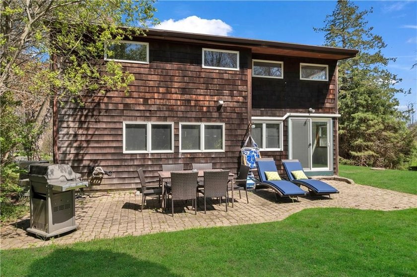 Rare opportunity to own in Bonnet Shores for under $1 million - photo 18