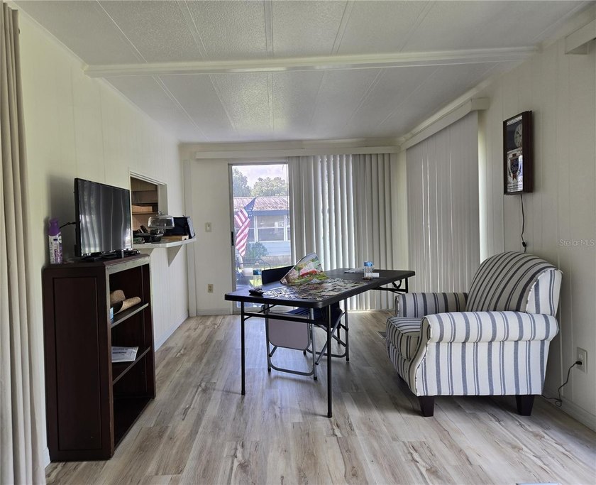 Move-in-ready 2-bedroom, 2-bath home in Zellwood Station, with - photo 12